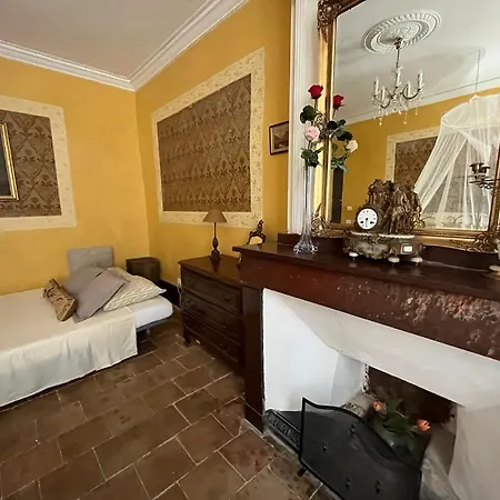 Xvi Century Mansion Argelliers