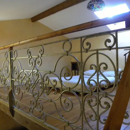Xvi Century Mansion 게스트하우스