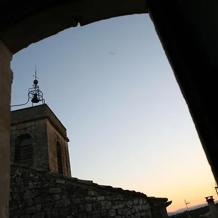 Xvi Century Mansion ゲストハウス 3*